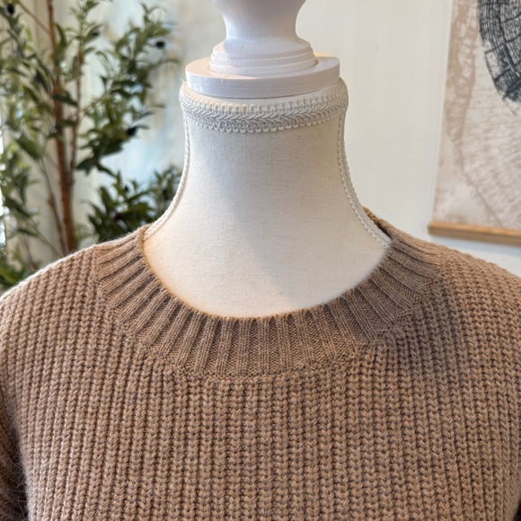 POL Tailored Elegant Sweater NWOT - Picture 6 of 10